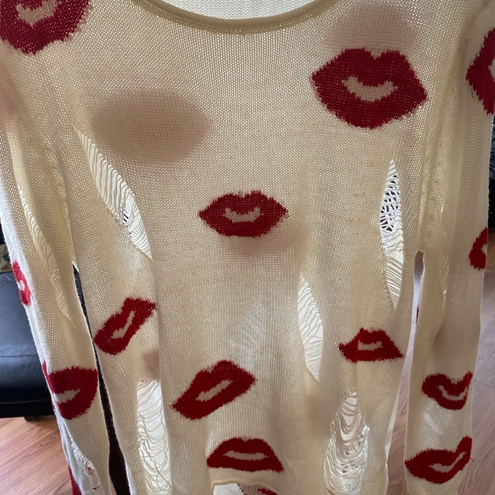 Sweater - Picture 2 of 5